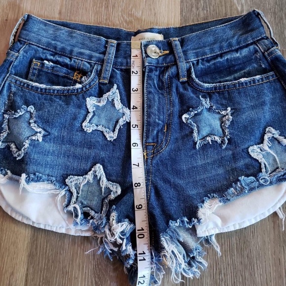 Super cute denim shorts - Picture 7 of 9